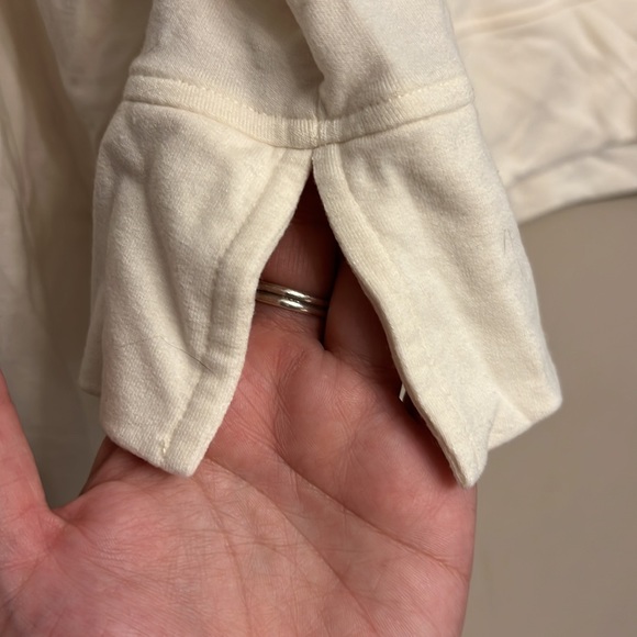 Old Navy Crop Long Sleeve Active Top 2X - Picture 4 of 5